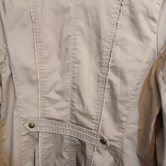 Size 8p Tan White house black market casual blazer - Picture 5 of 5